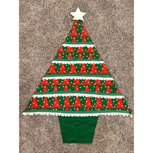 Handmade Fabric Quilted Christmas Tree Wall Hanging Red Green W/ Lace Vintage